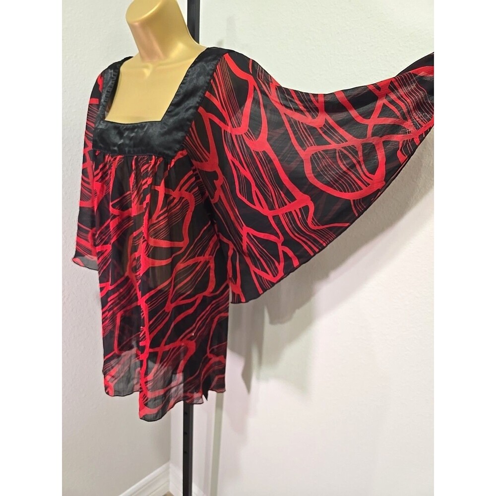 90's Fashion Bug Flare Sleeve Pullover Top 30 Red Black Whimsigoth Office Career